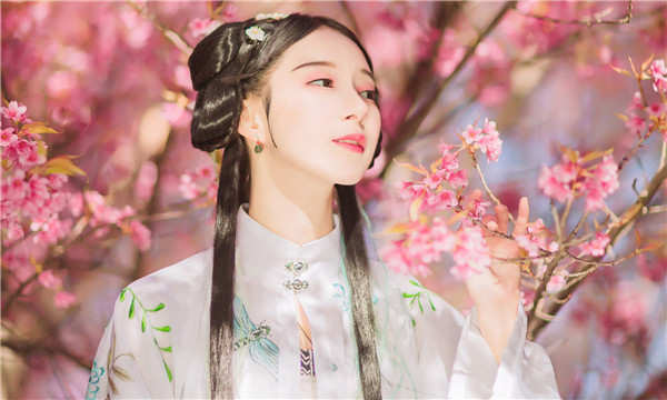 鹤庆供卵试管婴儿：助您实现家庭梦想的科学方案